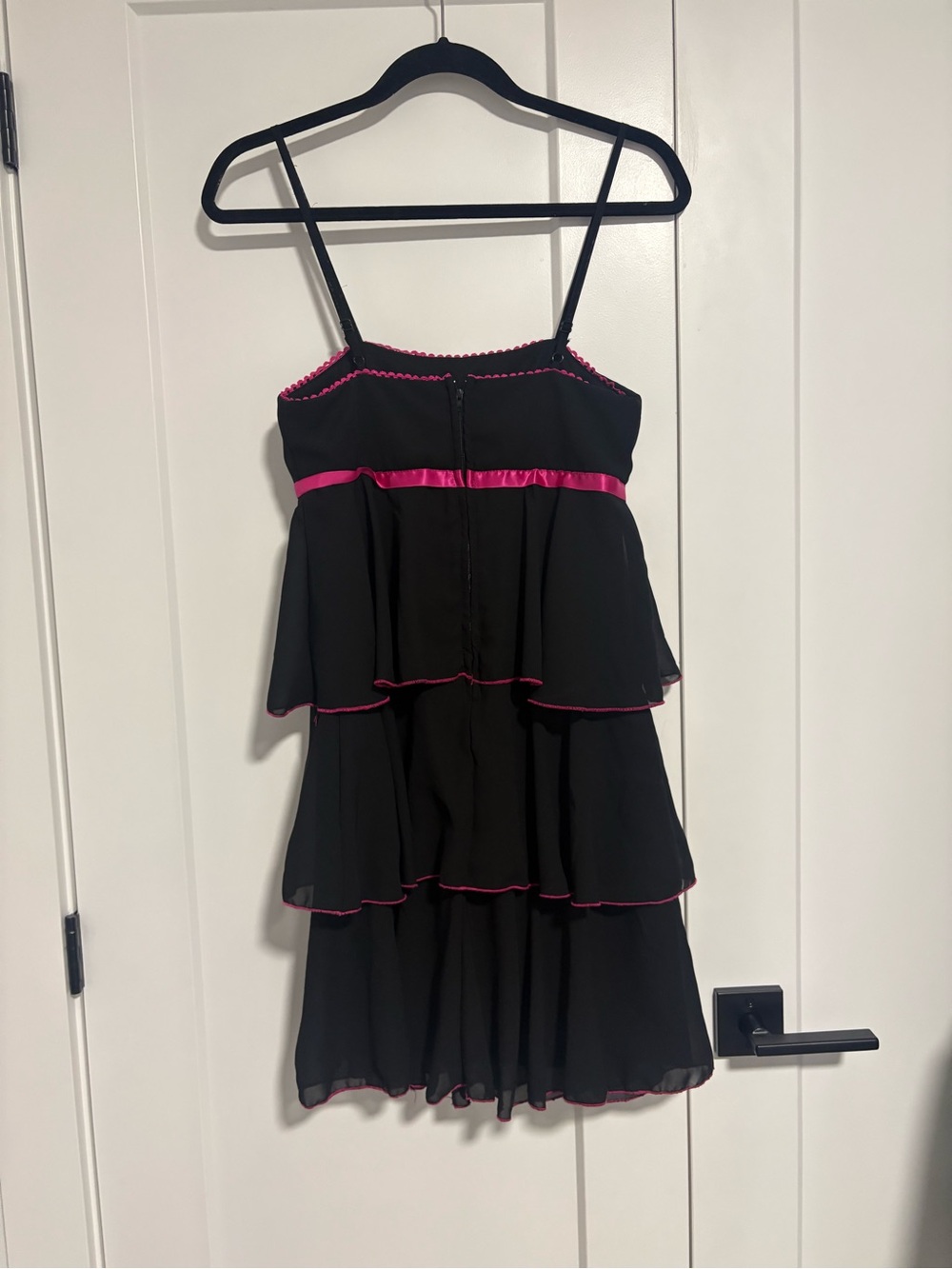 Y2K M Collection Prom‎ Black Hot Pink Scalloped Edge Tiered Mini Dress Size XS - Picture 6 of 11